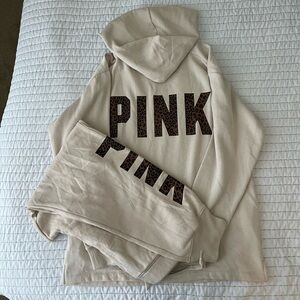 NWT Victoria’s Secret Cheetah Jogger Set